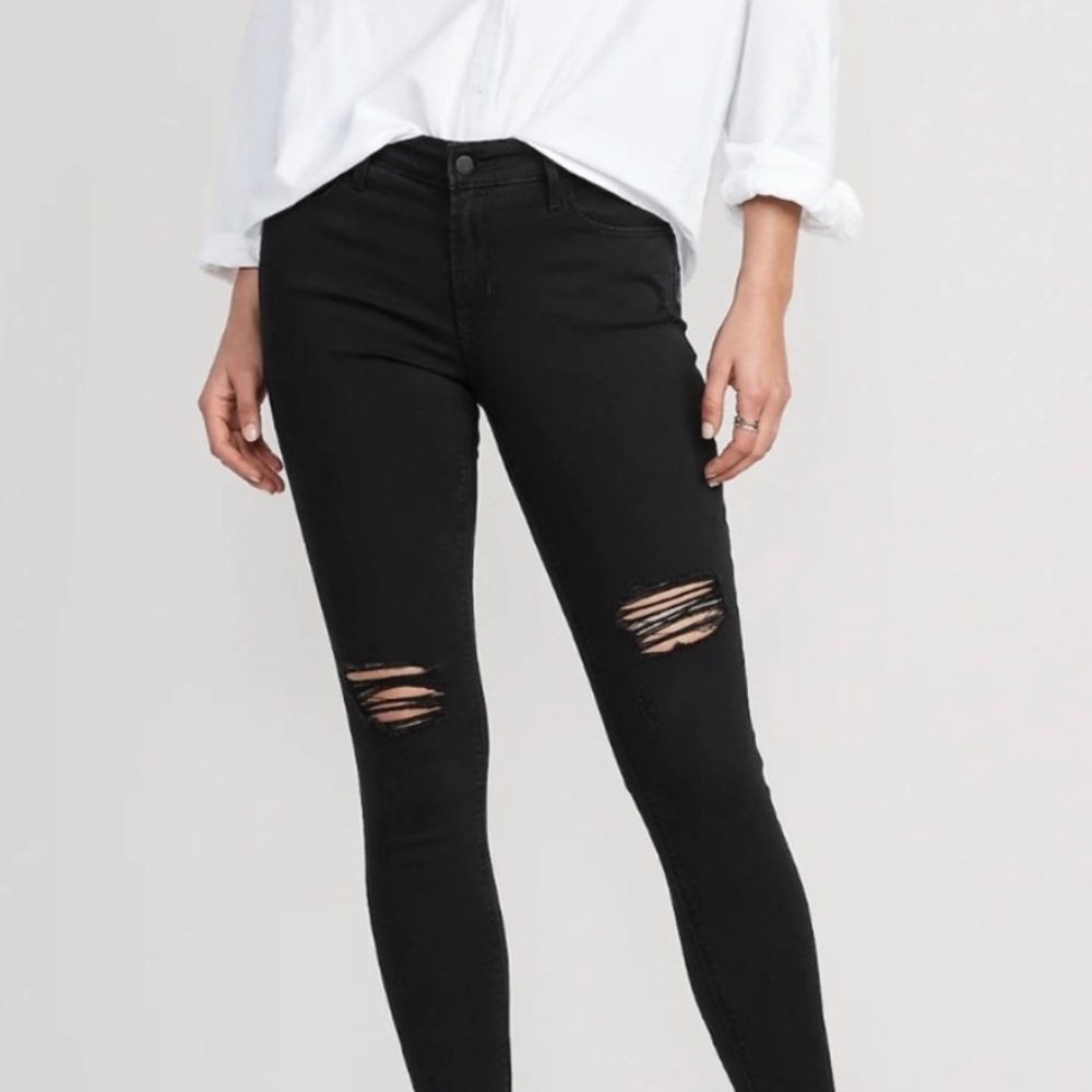 Old Navy Black Skinny Distressed Jeans